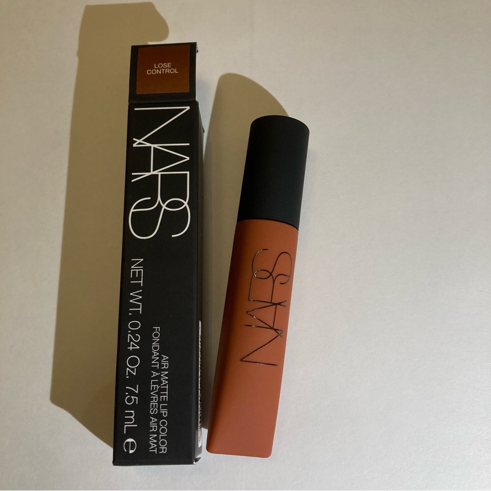 Nars lip